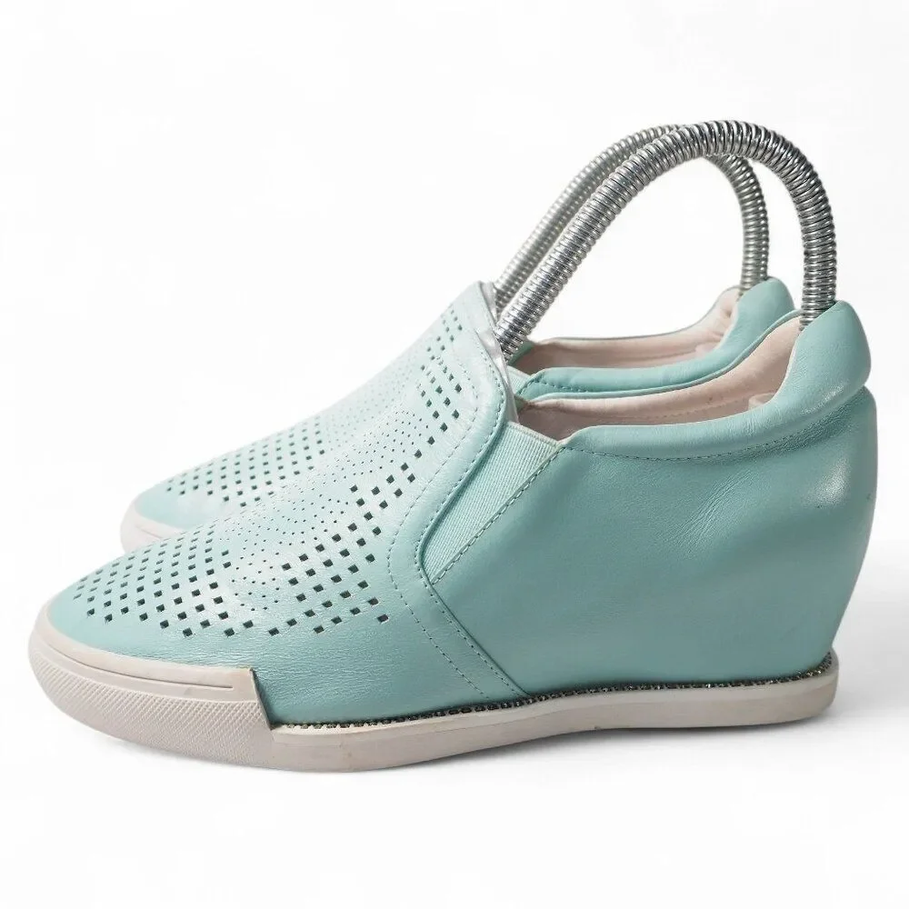 Francesco V. Leather Hidden Wedge Perf Casual Sneakers Light Blue‎ Women's 6/36
